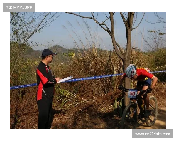 青少年冠军赛裁判实地考察赛道,部署安全工作流程 青少年冠军赛裁判实地考察赛道,部署安全工作流程