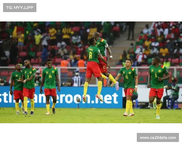 里昂更衣室集体观看非洲杯，庆祝队长夺冠